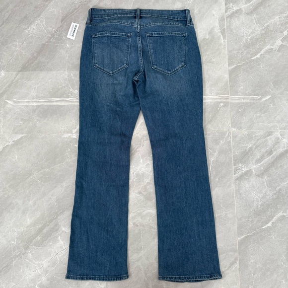 Women’s Old Navy Mid-Rise Wow Boot Cut Medium Wash Jeans Size 8 Petite - Picture 10 of 16